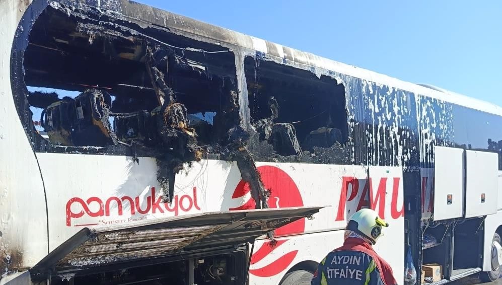 aydinda yolcu otobusunde yangin xCTjRQgp