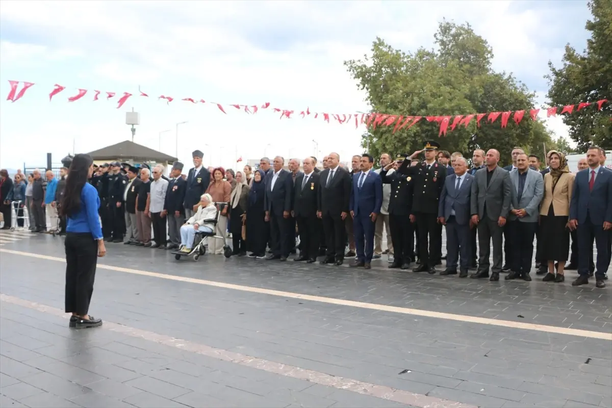 cinarcikta gaziler gunu toreni RVDu3yH2