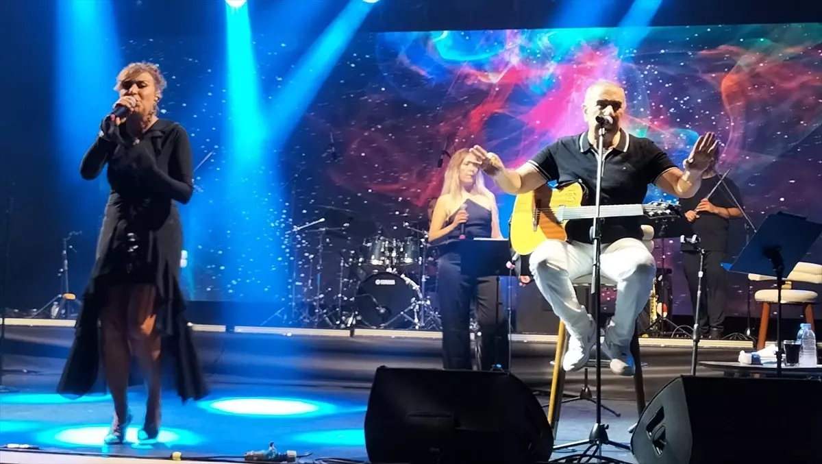 ozulku cifti manavgatta konser verdi Pe9eZRNx