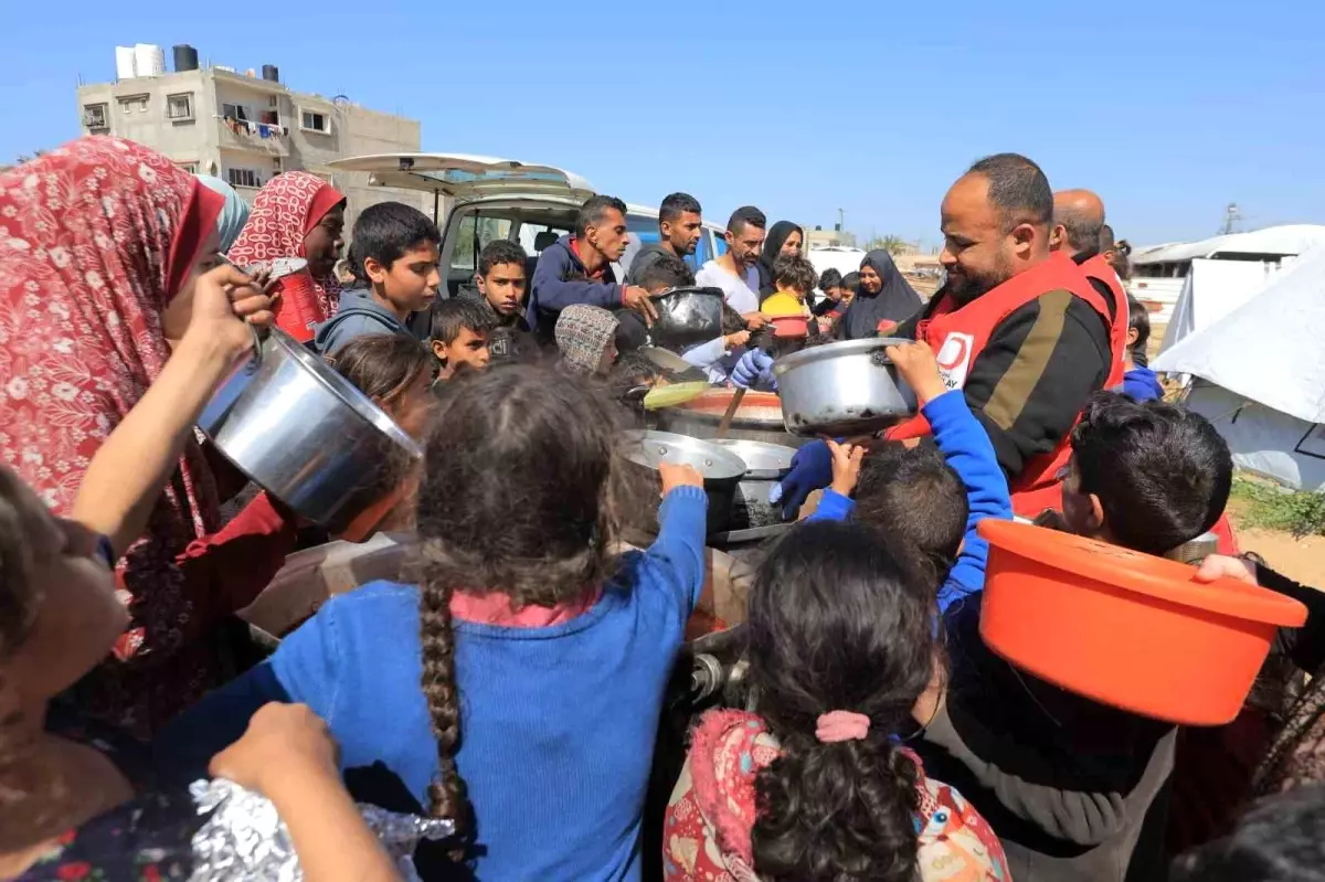 kizilaydan gazze icin acil ateskes cagrisi HKr6cyV4