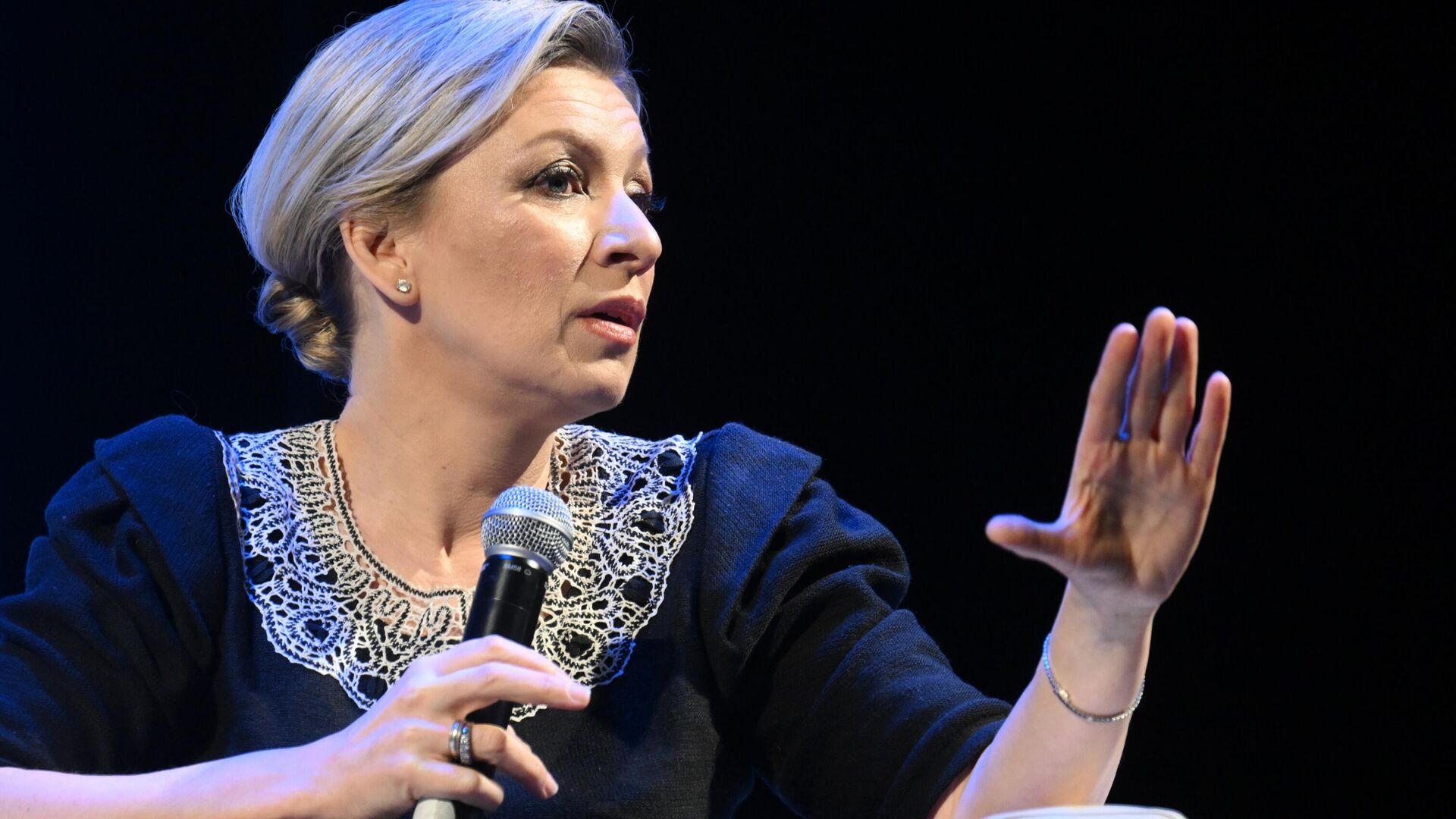 disisleri bakanligi sozcusu zaharova rusya uluslararasi olimpiyat komitesinin ahlaksiz taleplerine boyun egmeyecek w9Ifhl2n.jpg