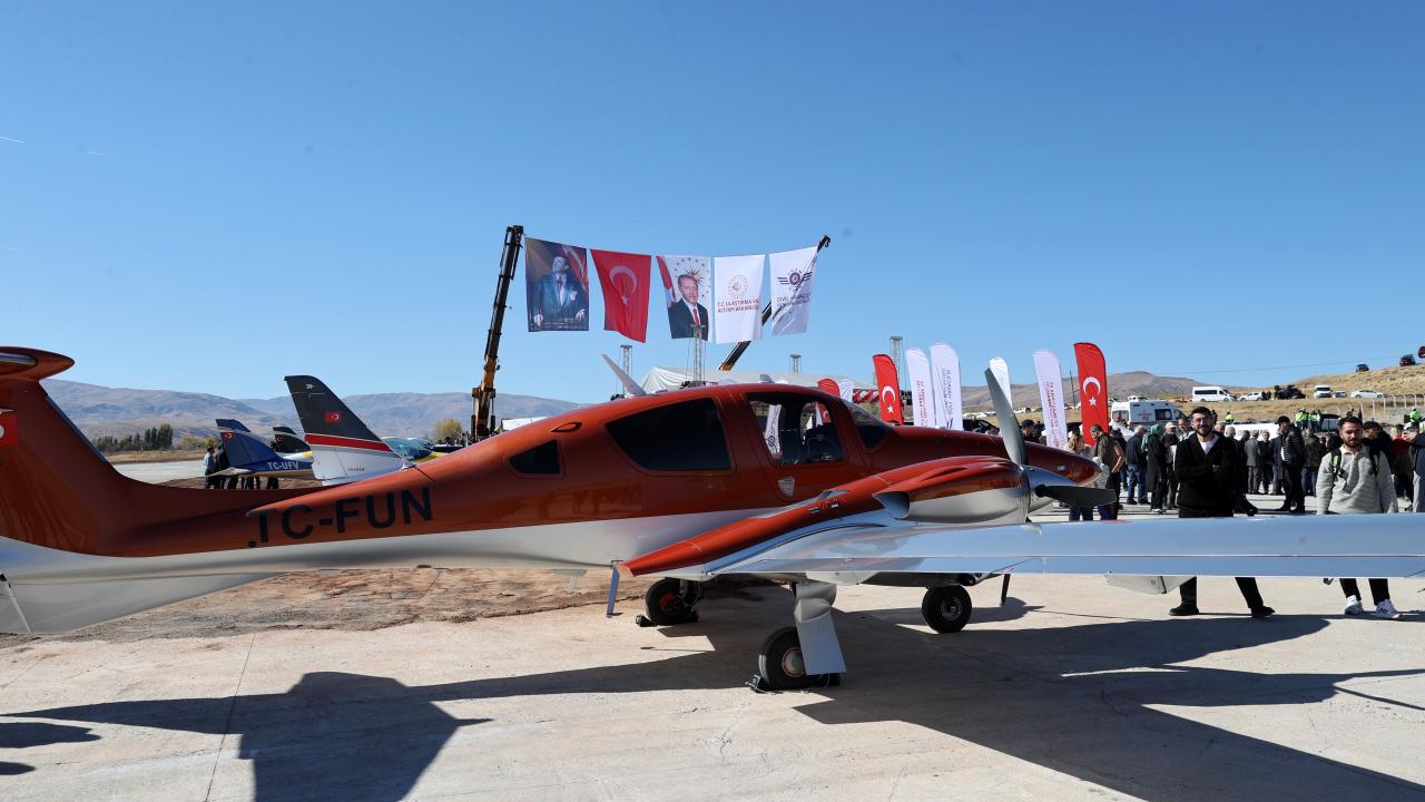 turkiyenin 14 hava kampusu divrigide acildi YOseDmLd.jpg