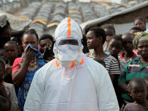 Fransa’da ebola alarmı. 5 kişi karantinaya alındı