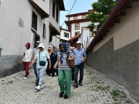 Baskentliler ankarayi ucretsiz kent gezileriyle kesfediyor 8Fyxm2Iq