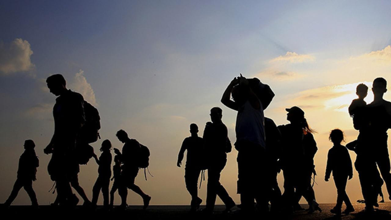 İzmir’de 89 düzensiz göçmen yakalandı Img
